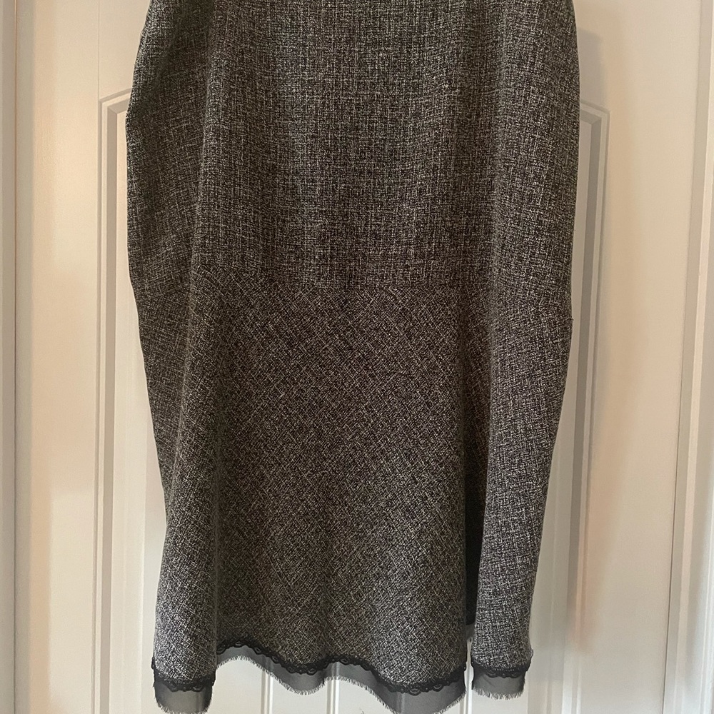 Style & Co Heather black/white skirt w hem detail